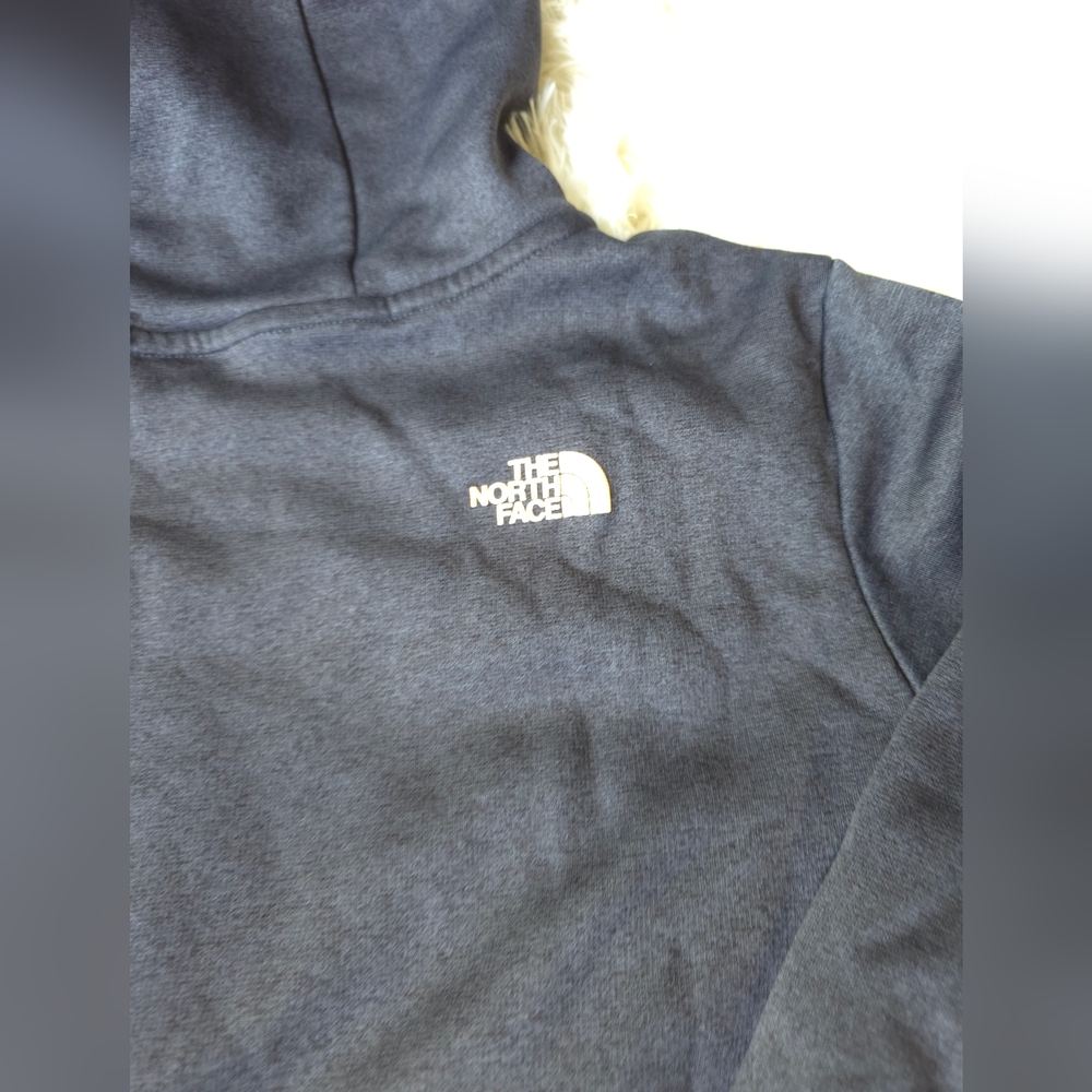 ❌ Sold The North Face Charcoal Hoodie with Vibrant Orange Interior - Picture 8 of 11